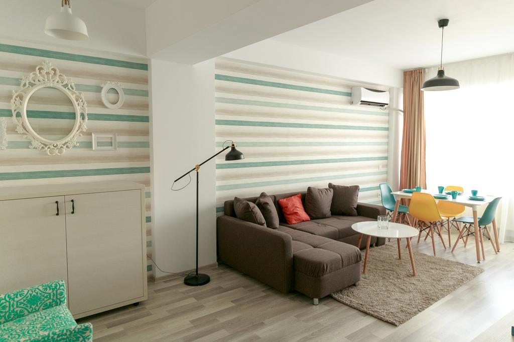 Marina Blue Summerland *